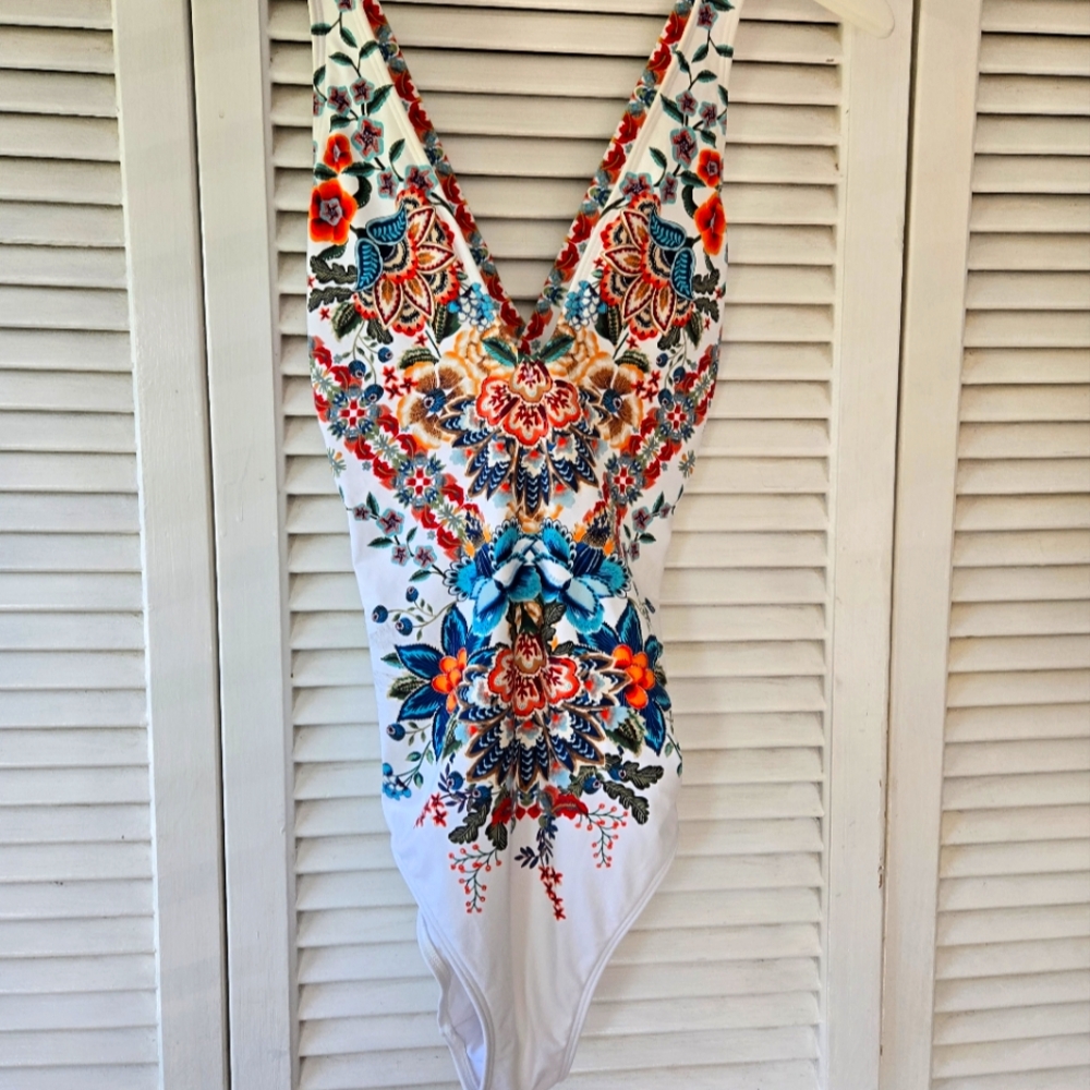 Johnny Was Cross Back One Piece Swimsuit. Size M, Multicolored